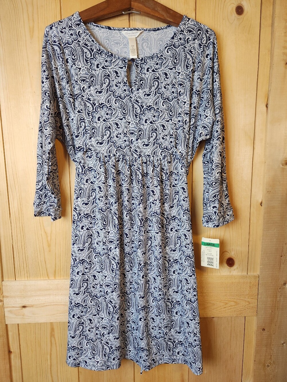 Three Seasons Maternity Navy/White Paisley Keyhole Neckline Maternity Dress NWT